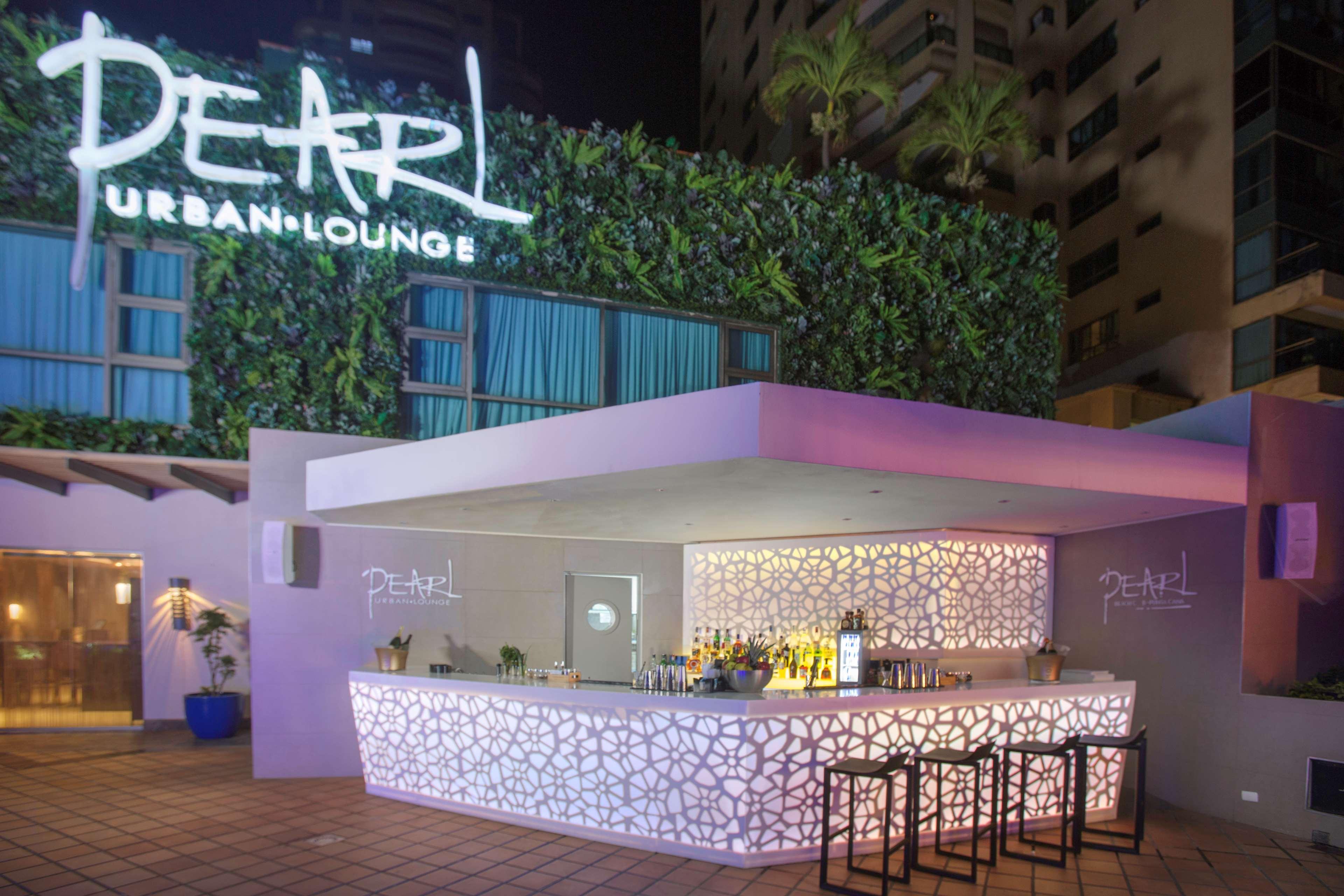 Catalonia Santo Domingo Hotel Exterior photo The bar at the entrance of the lounge